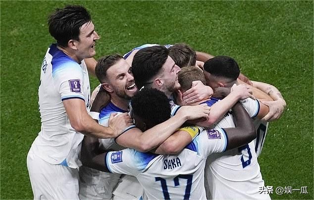 英格兰太太团2006,18年世界杯英格兰太太团