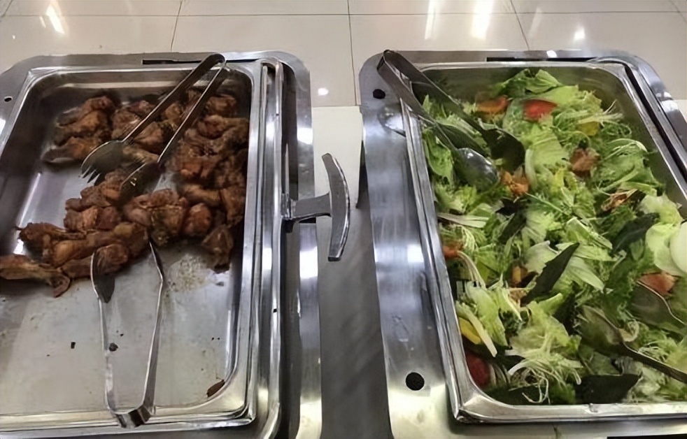 国足运动员吃什么,国足赛前吃什么