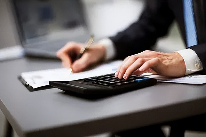 做财务会计真的有出路吗,财务会计行业从什么岗位做起