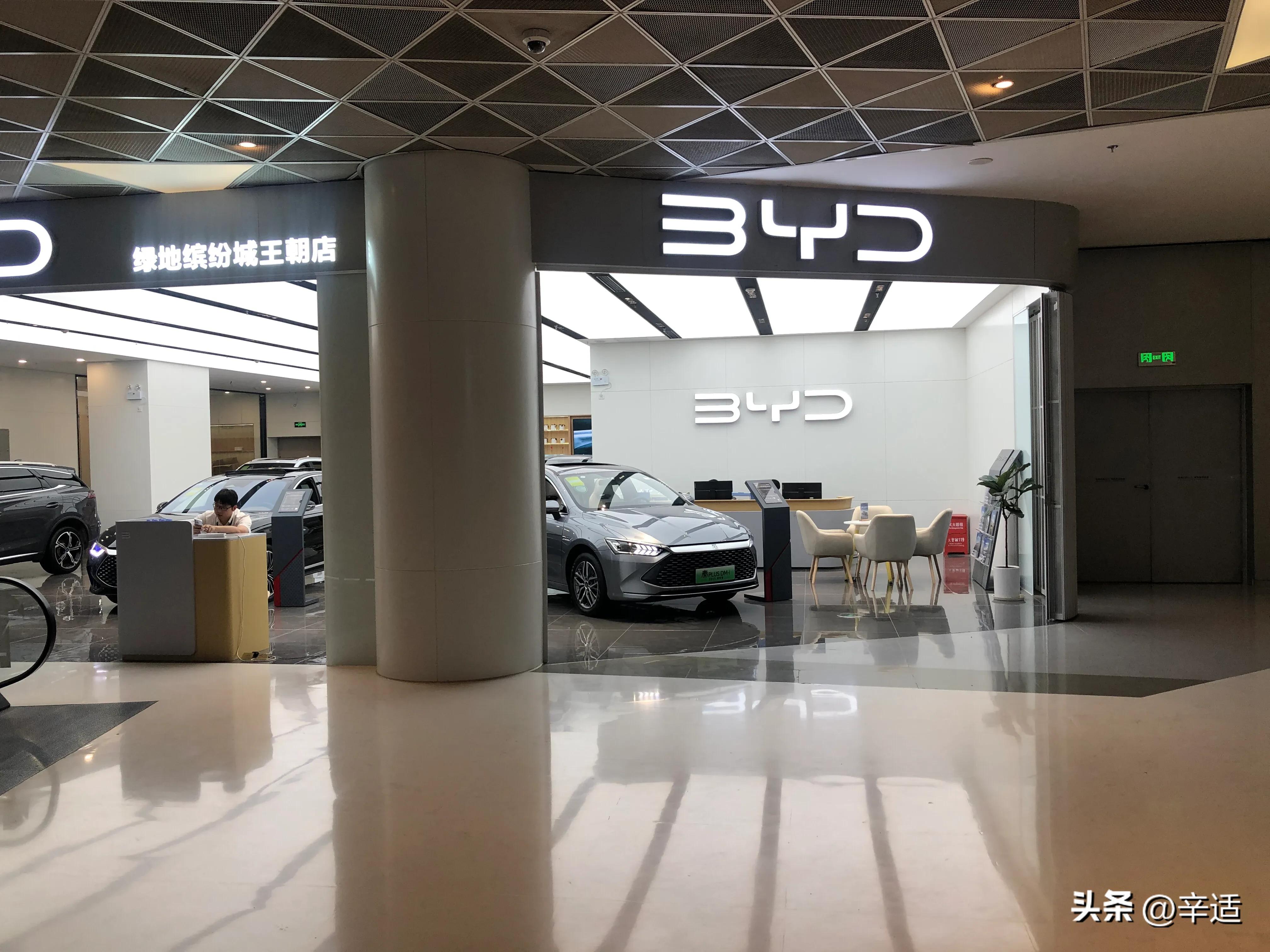 武昌绿地缤纷城总高度,武昌绿地缤纷城楼盘价格