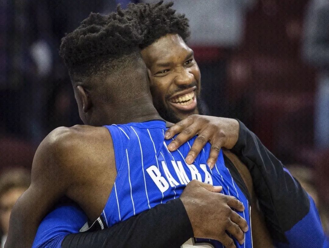 斑马选错号，篮球界第一号码是23啊！老詹画战术板有模有样