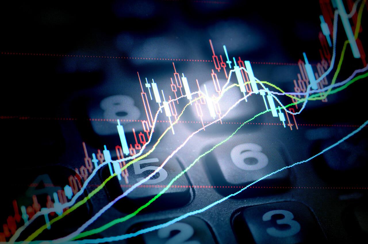 恒生指数为什么还会大跌,为何恒生指数近几年不涨