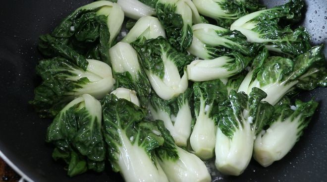 有哪些蒜泥菜好吃的,蒜泥菜谱家常菜做法