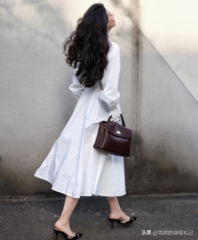 裙子不要买太多，今春流行这3款！洋气显瘦，微胖、矮个子都适合