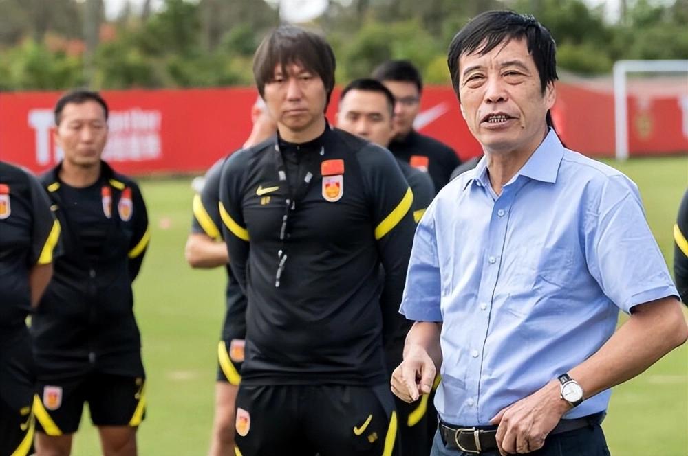 中国足球的天要亮了吗,中国足球的春天真的来了