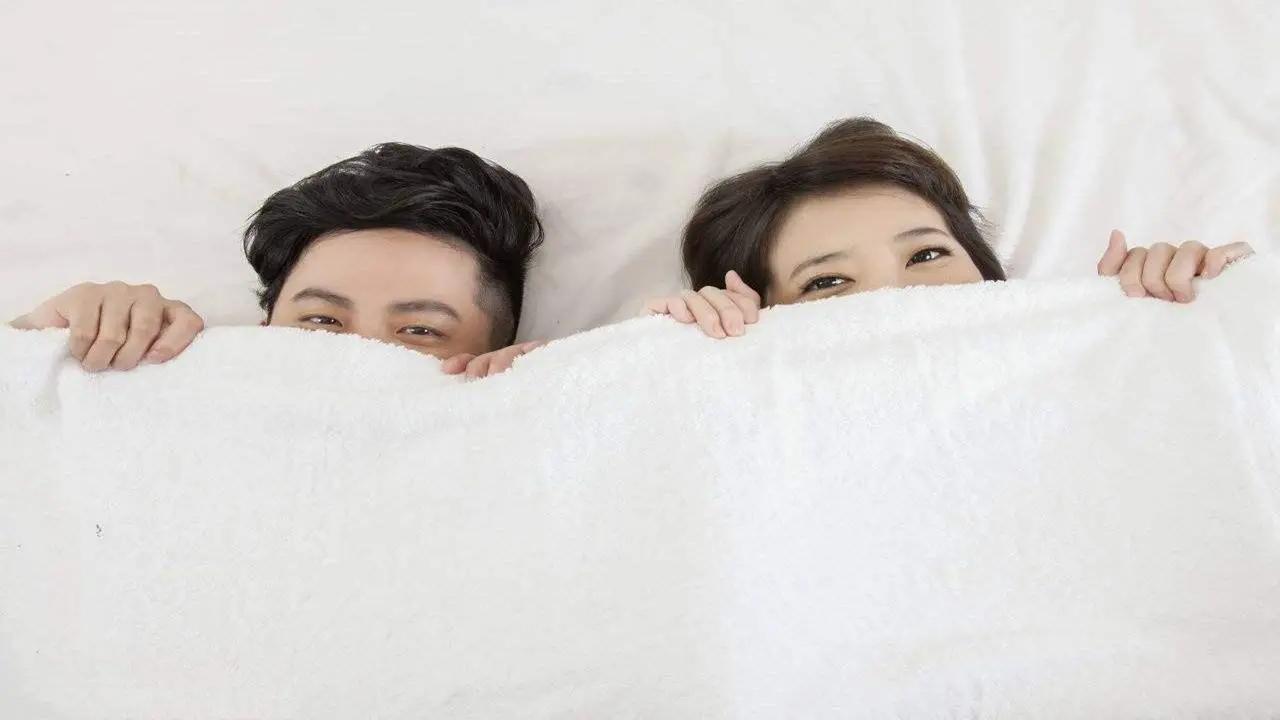 同房后，女性身体发热、发红？医生：这是性红晕！男女要早了解！