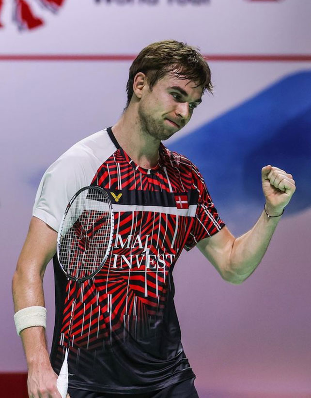 世界前十男羽毛球拍,公认手感最好十大羽毛球球拍