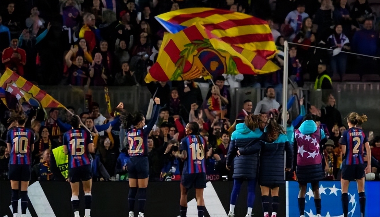 西班牙女足vs英格兰女足大决战,让二追三和零封