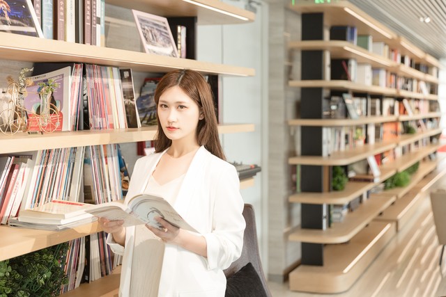 赚钱很难吗幽默句子,赚钱难白话怎么说