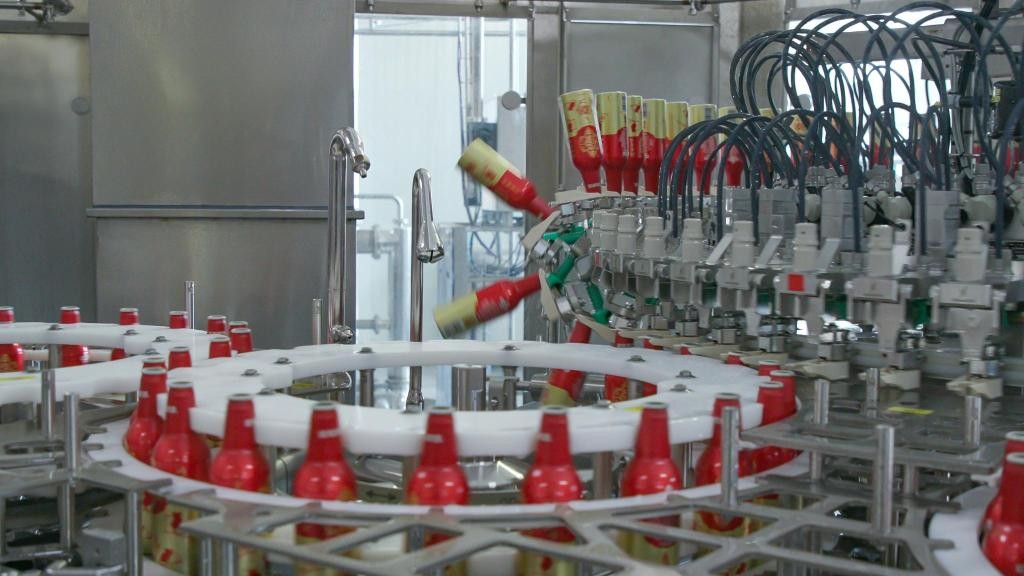 青岛市利润过亿的企业,青岛啤酒领先的盈利能力