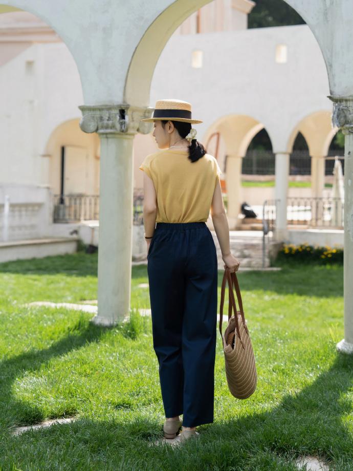 小草编包方包怎么搭配好看,洋气精致草编包小个子百搭