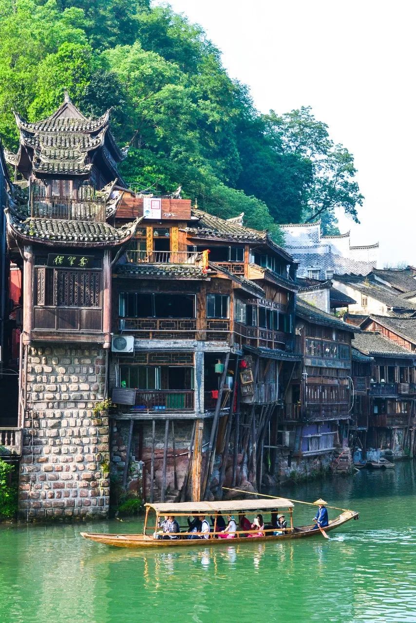中国最美十大乡村小镇,中国最美的100个风情小镇是哪里