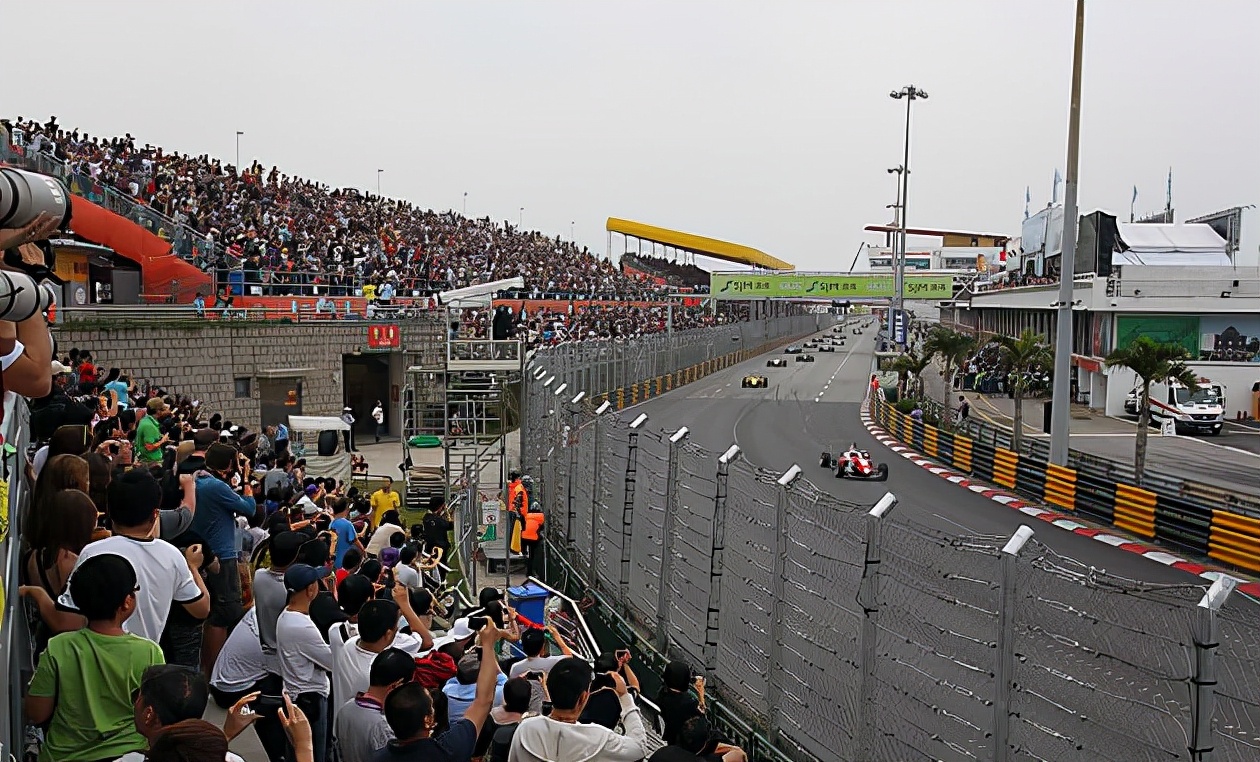 以前对于澳门的印象停留在“赌城”、“东方拉斯维加斯”等标签上