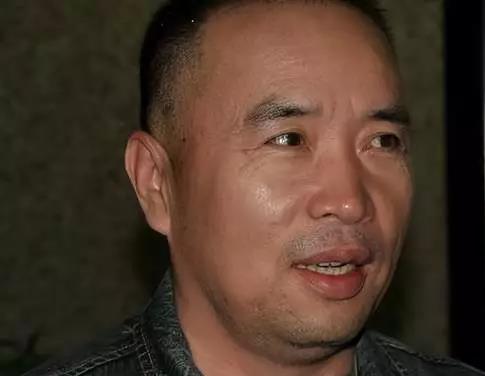 “红楼”魔幻禁地：彪悍官员、6层楼肾亏极限！