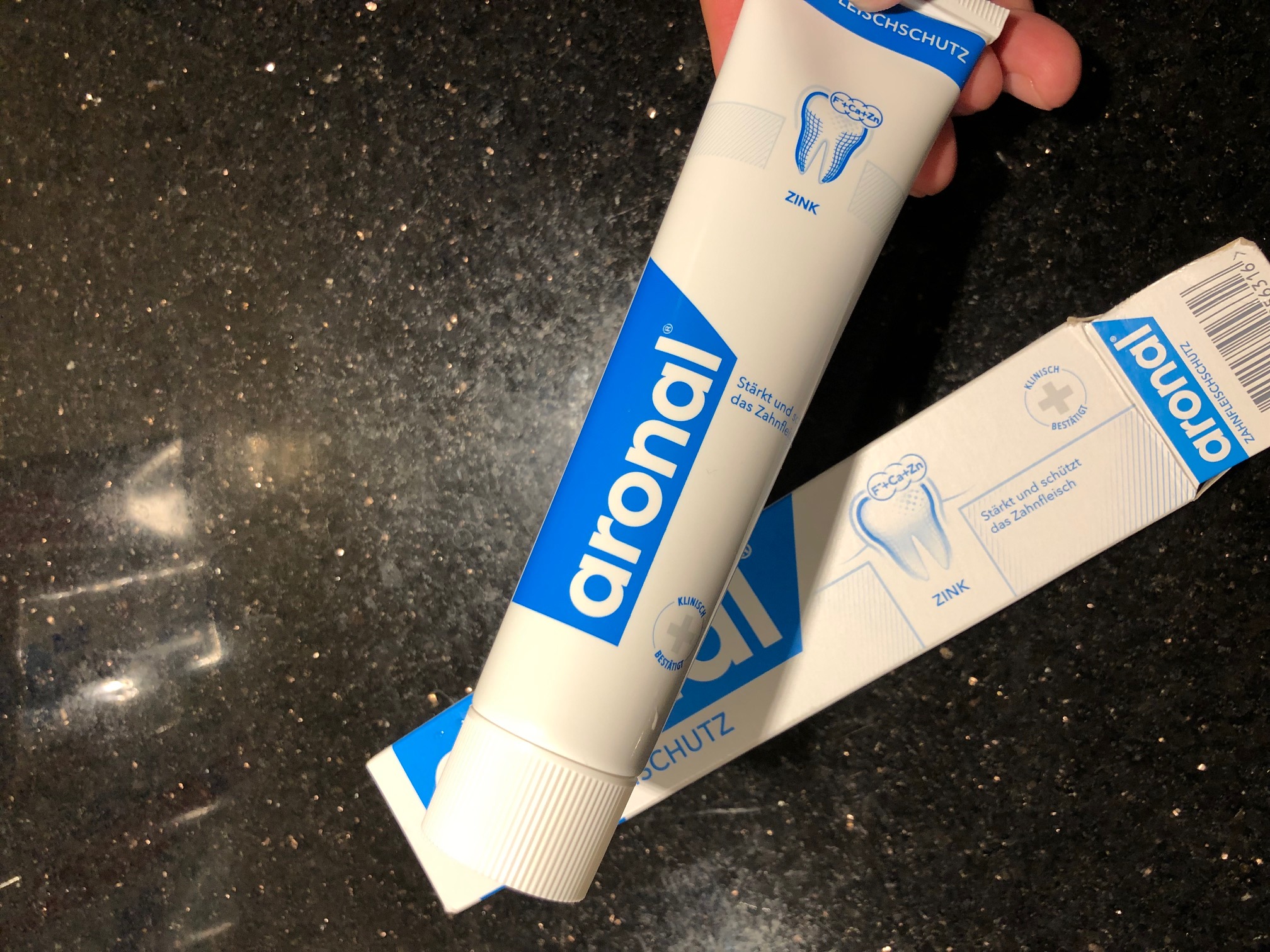 修复牙龈能治疗牙龈萎缩的牙膏,修复牙龈萎缩最好牙膏进口