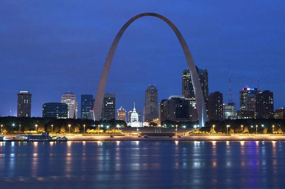 美国各州gdp排名及州府,美国50大城市GDP排名2020年