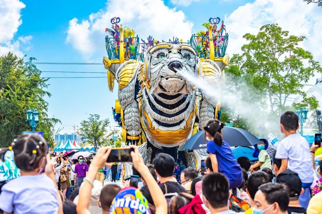 海陆机甲、水下淮剧、汉服秀……长假到海昌海洋公园感受国潮魅力吧！