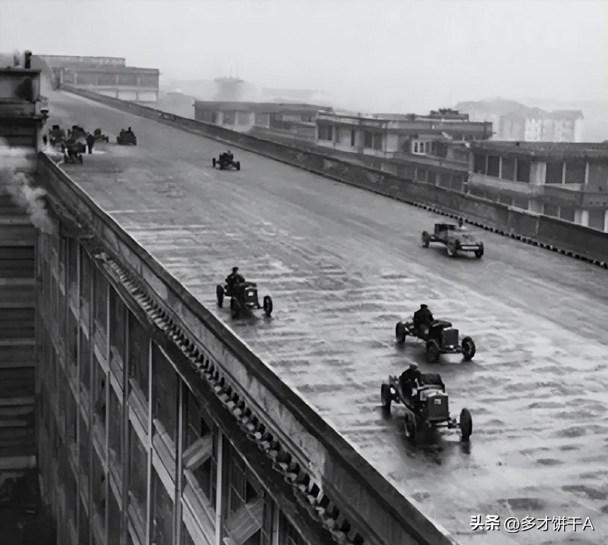 清末八大胡同女子,晚清青楼女子与客人合影