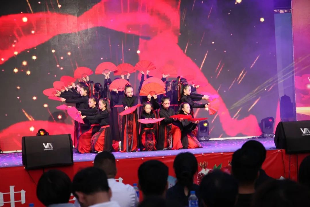 东川区各学校热闹开展“六一”儿童节庆祝活动