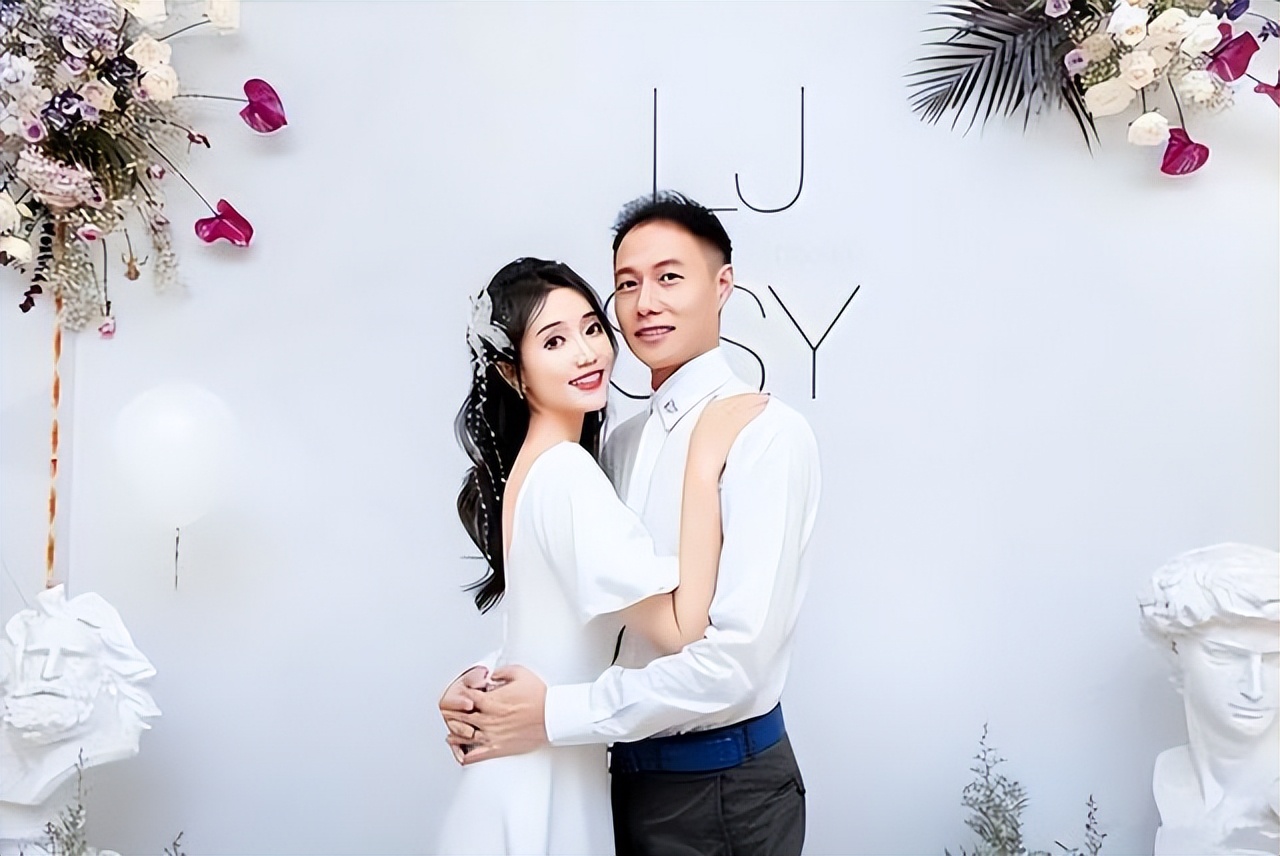 艺体女神王曼亲私密故事？浙大校花颜值不输张豆豆？曼亲生活细节