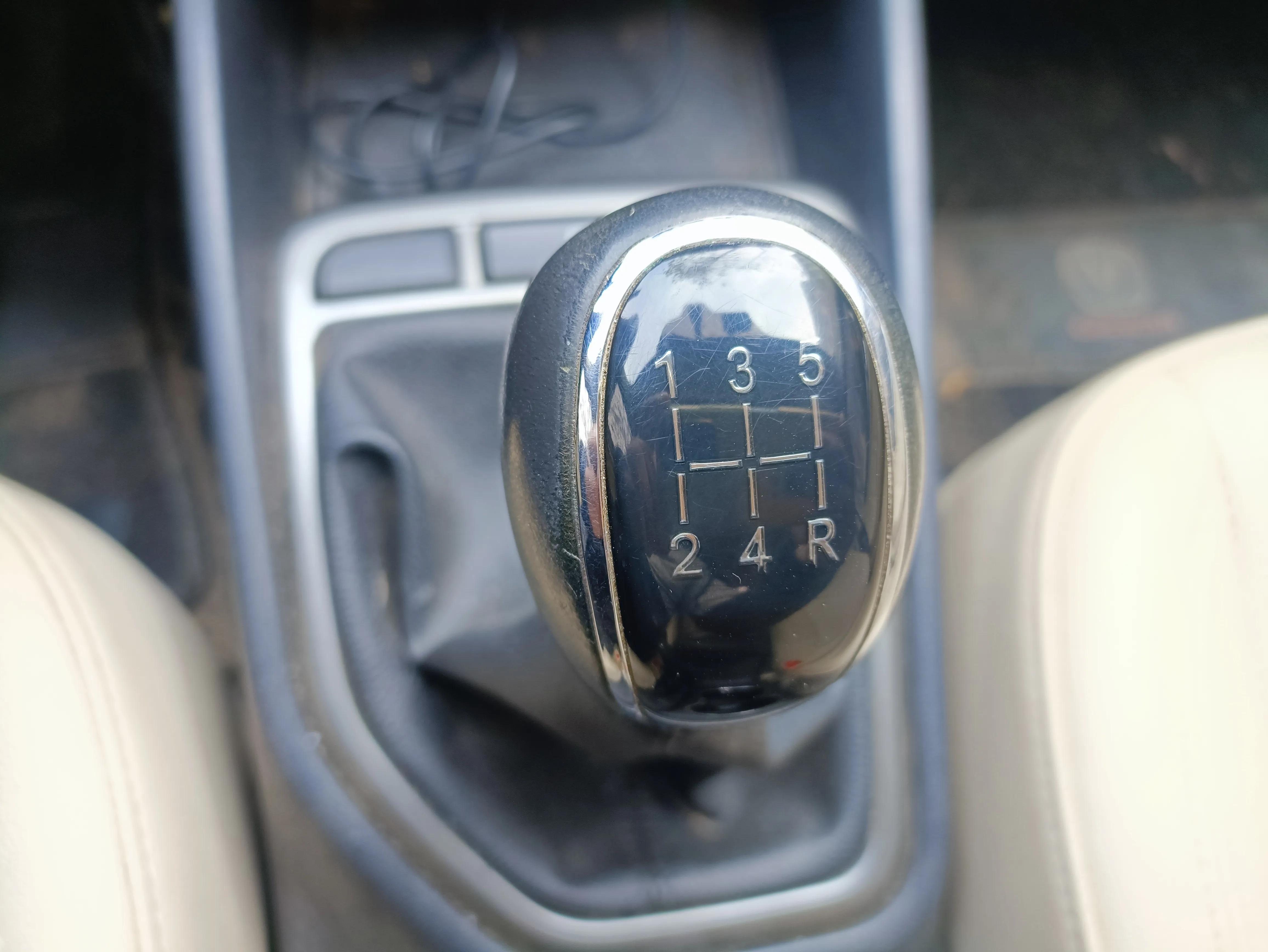 逸动1.6cvt真实油耗,新款逸动真实油耗