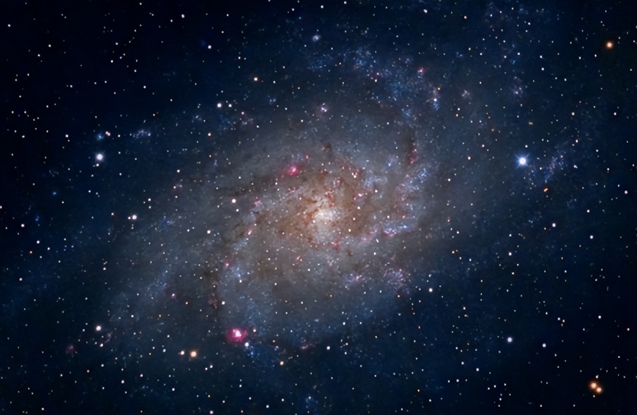 哈勃望远镜看到的星系演化,哈勃望远镜发现银河系和仙女星系