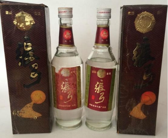 酒瓶上的3个字,酒瓶上有这三个标记千万别买