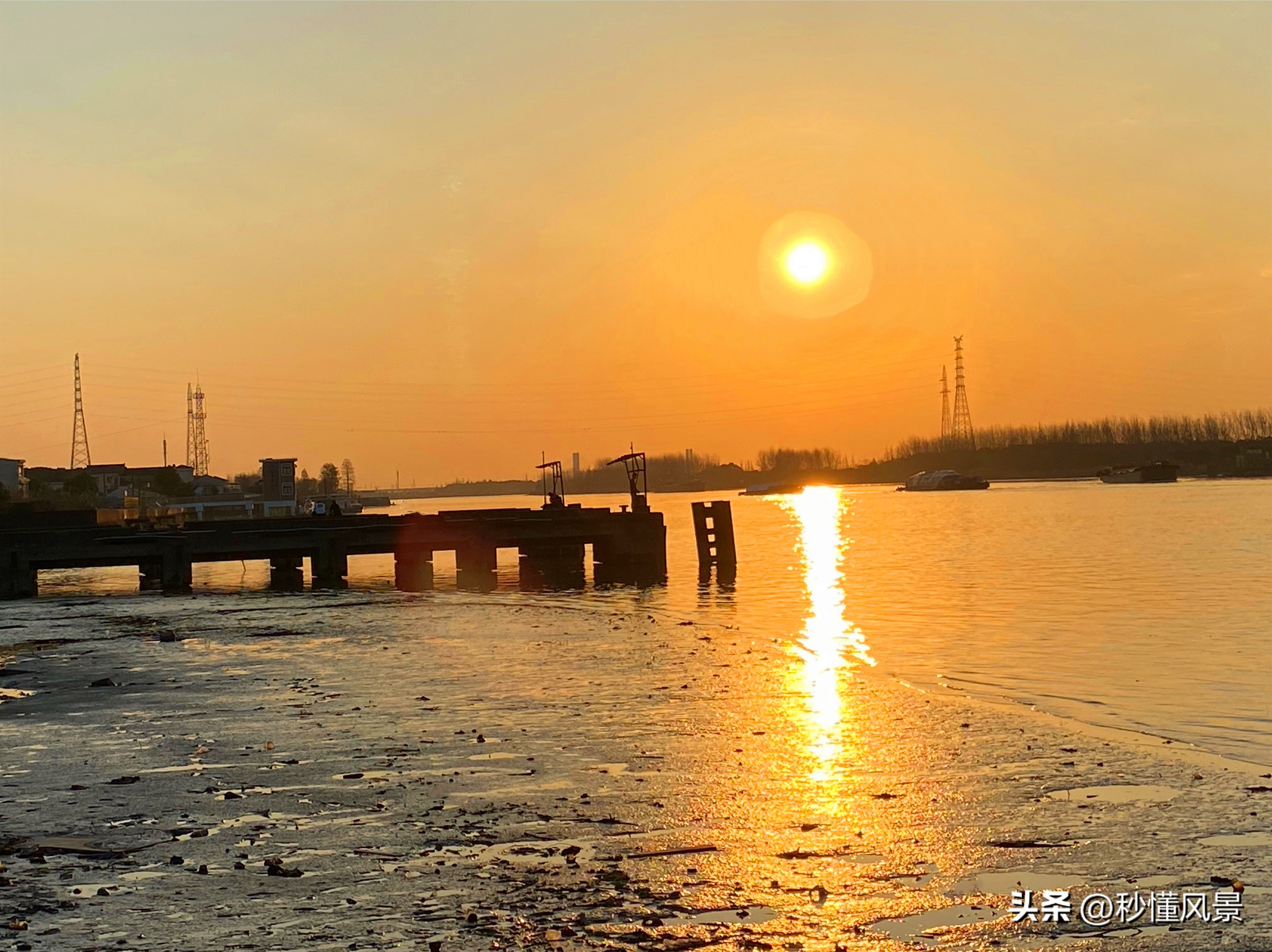 上海黄浦江沿线有哪些公园,上海外滩黄浦江景区
