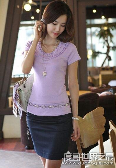 简一大理石瓷砖广告女主角金雅然,金雅然最新职业通勤套装高清照片