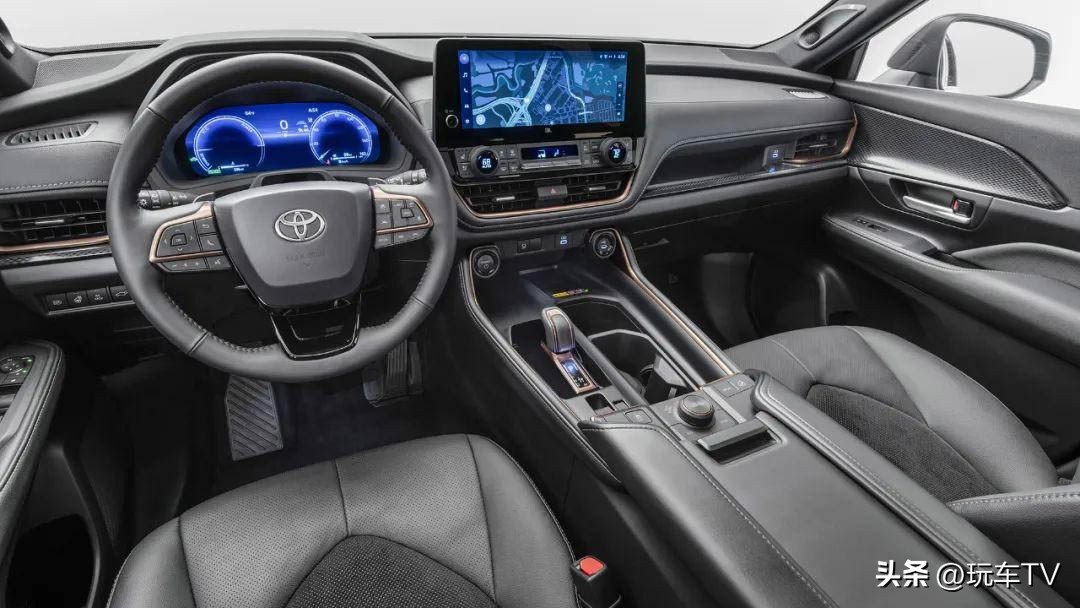 宝马x7和汉兰达三排哪个大,新款大汉兰达长宽高