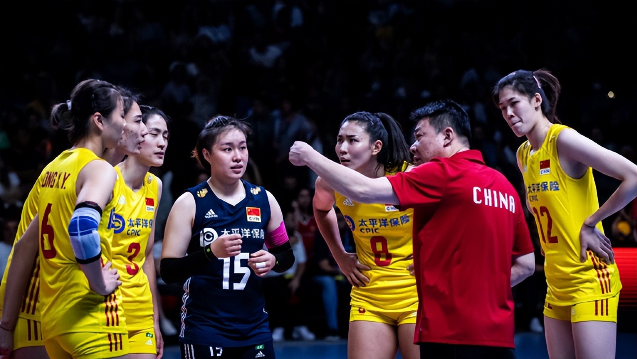 承认吧！中国女排仍是世界顶级强队，人民日报：进攻+战术出色