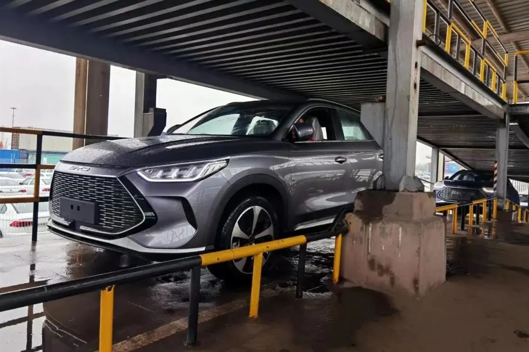 中亚专列开行让中国新能源汽车驶入出海“快轨”