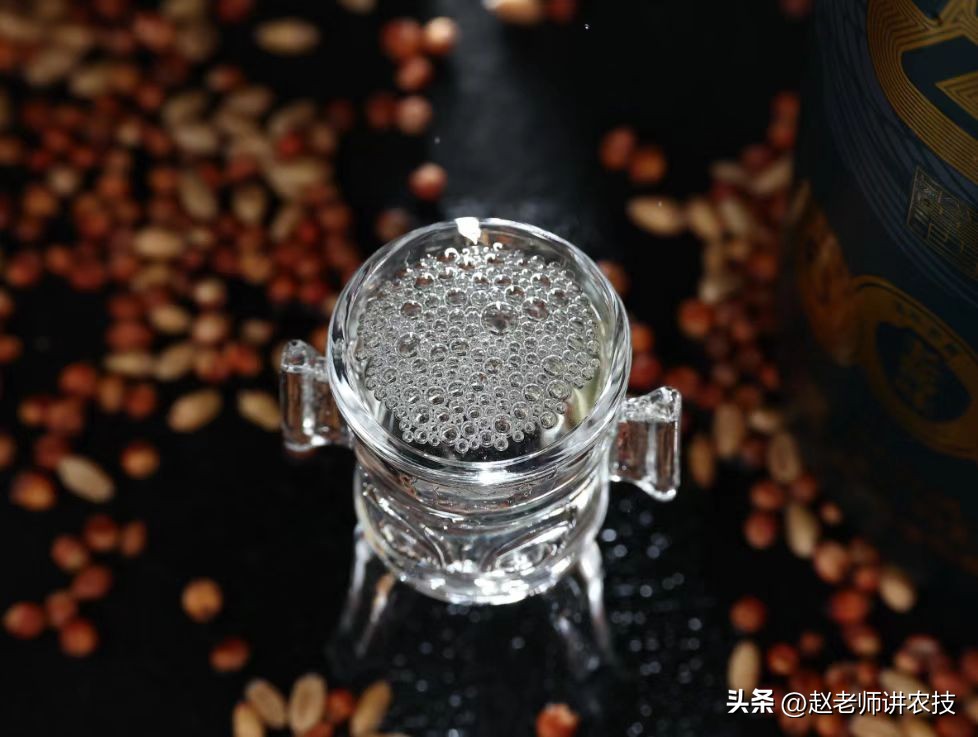 白酒放了十多年好喝吗,白酒有保质期吗一般能存放多久呢