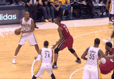 假摔詹姆斯搞笑时刻,假摔王詹姆斯