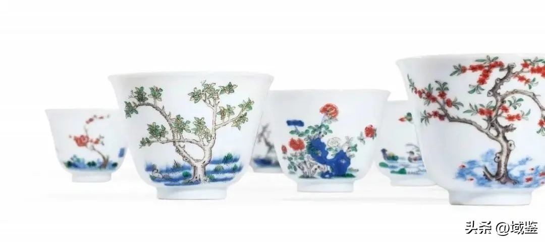 康熙官瓷十二花令杯欣赏,官窑康熙五彩十二花神杯价格