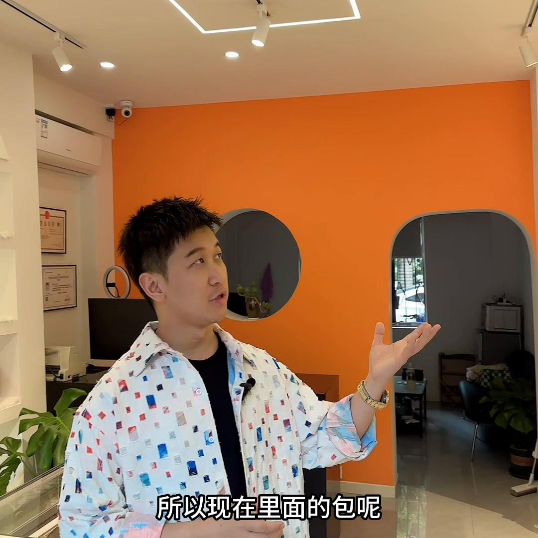 在武汉开寄售行怎么样,在武汉开一家二奢店