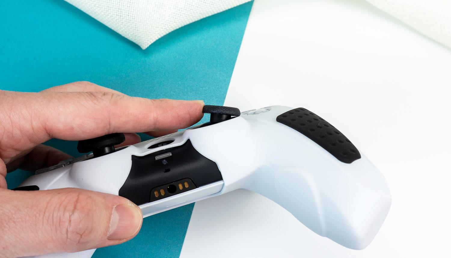 ps4和ps5的p5r哪个建议入手,ps5值得入手的其他配置