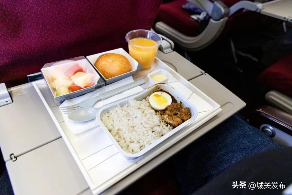 高铁盒饭为什么那么贵,高铁盒饭为什么又难吃又贵