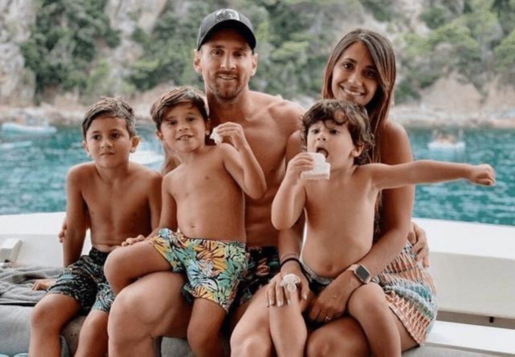 梅西妻子亮相惊艳众人,梅西妻子走红毯