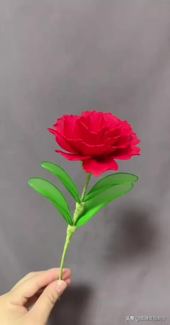 高手在民间根雕做得栩栩如生,看起来很牛逼的手工制作