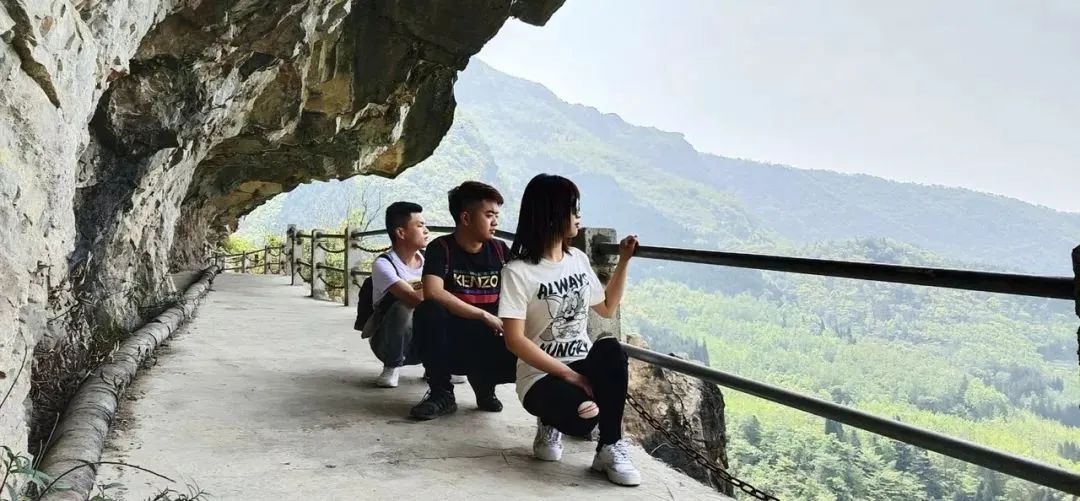 访山问道，哪吒传奇，成都周边必去的隐世仙山秘境