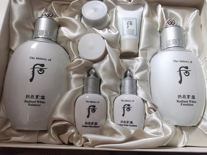 雪花秀白色款和资生堂悦薇哪个好,whoo拱辰享雪玉凝适合多少岁