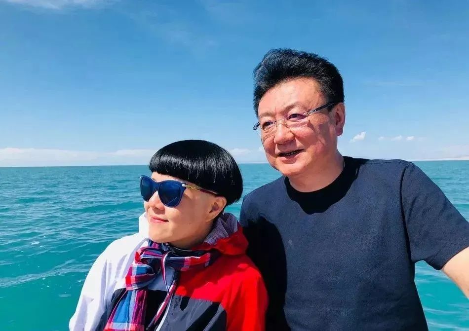 央视低调的夫妻,央视曝光夫妇