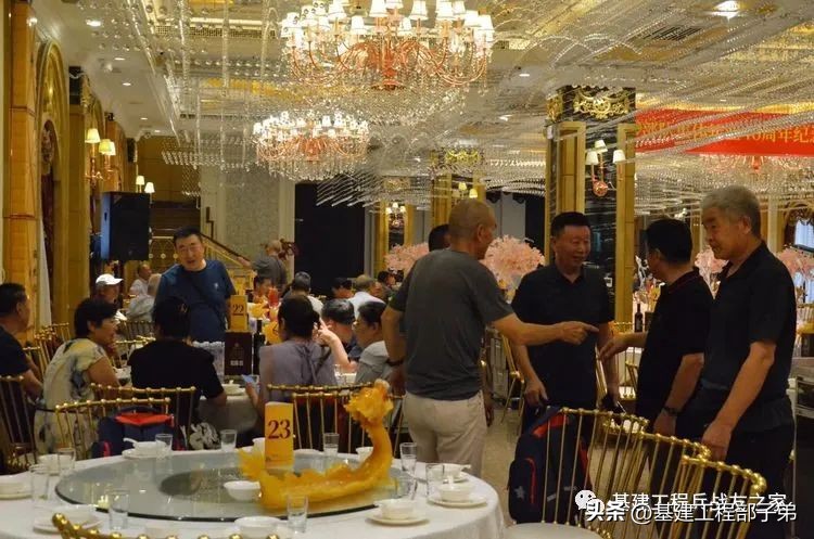 庆八一慰问退役老兵,庆八一老兵视频