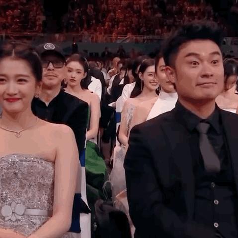 关晓彤于文文同框,于文文和关晓彤同框