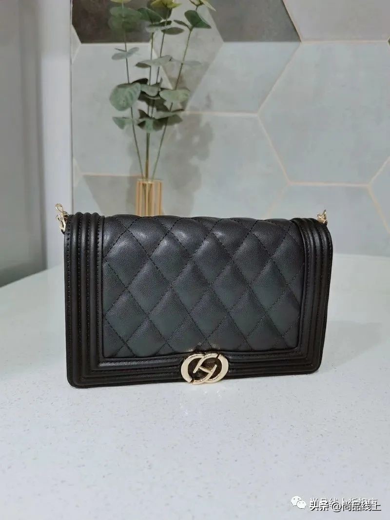 红谷女包轻奢品牌直播,红谷女包包新款2023爆款