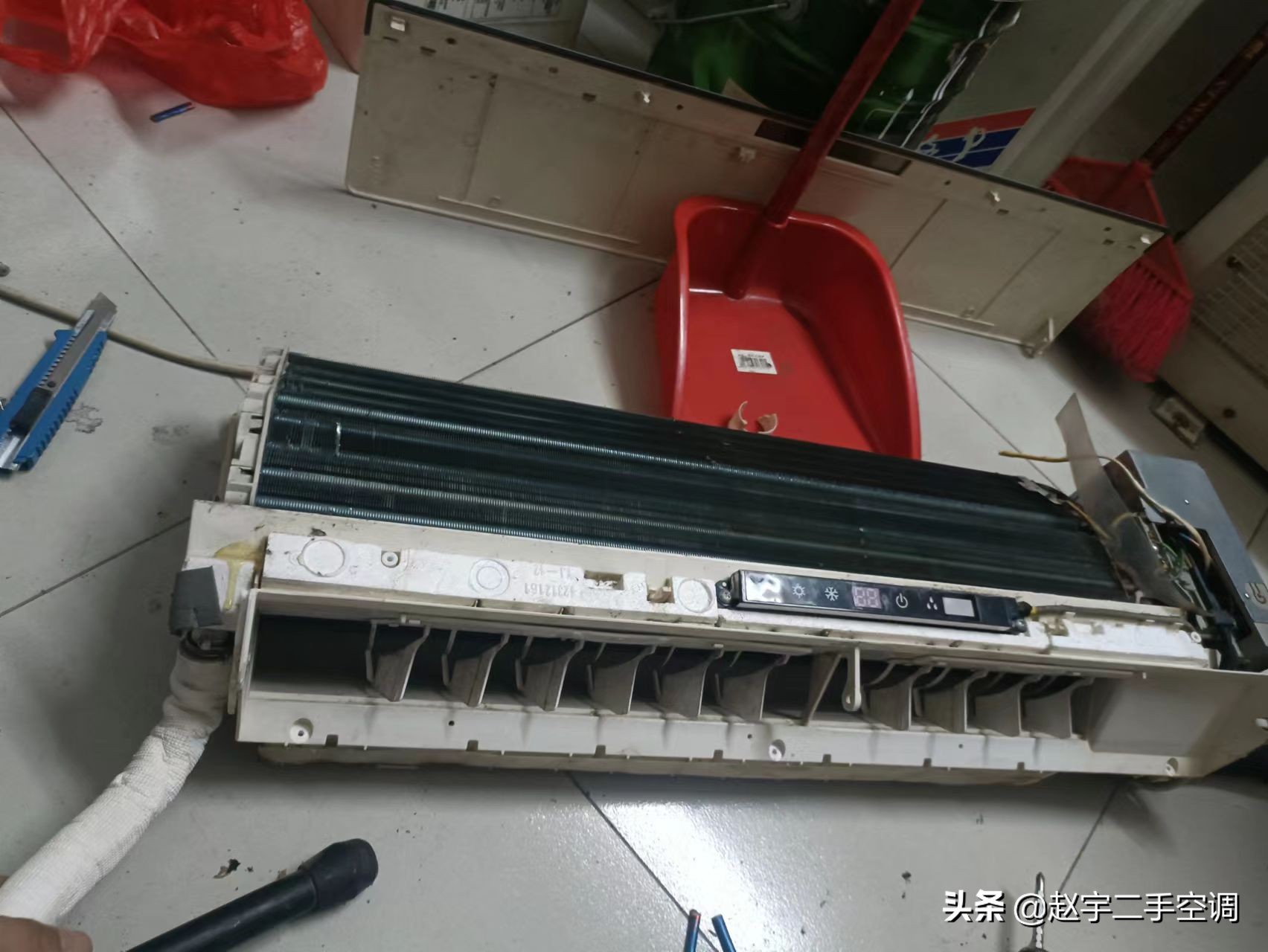 空调内挂机漏水,空调外机漏水