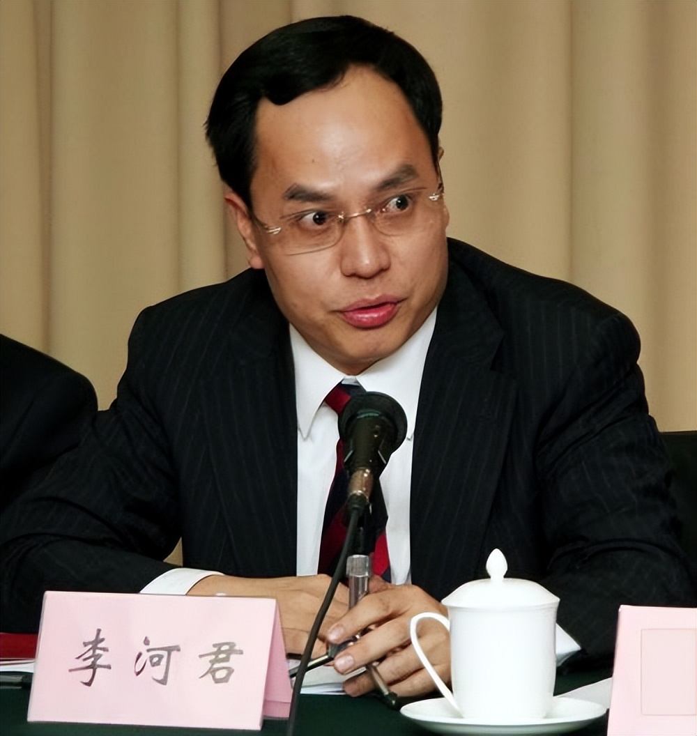 中国首富李河君,中国首富李河君河源
