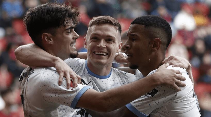 掀翻西甲6冠王迎2连胜,鱼腩球队夺冠视频