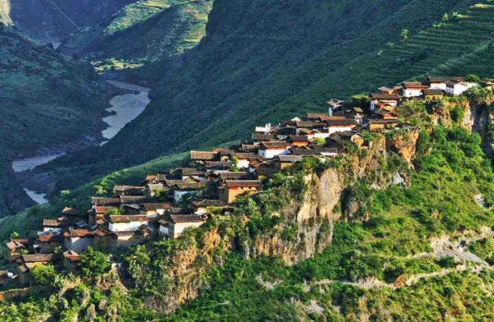 云南旅游全攻略自由行详细路程,自由行云南旅游攻略路线详细